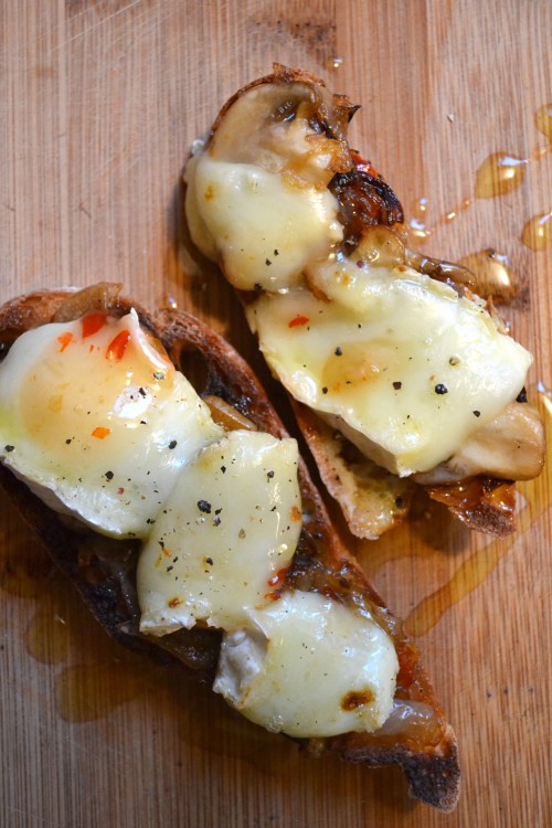 brie and chili bruschetta