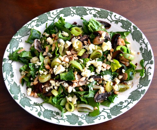 salad with leeks and stilton