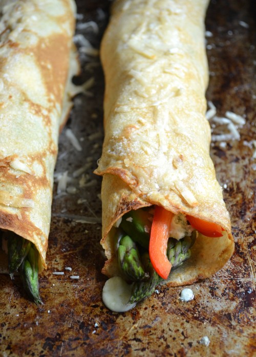 vegetable and gorgonzola stuffed crepes